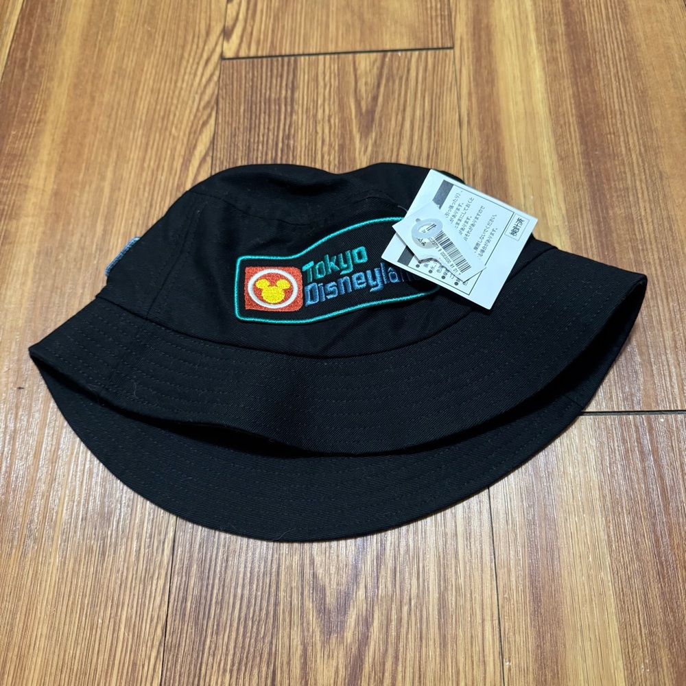 NWT Tokyo Disneyland Bucket Hat